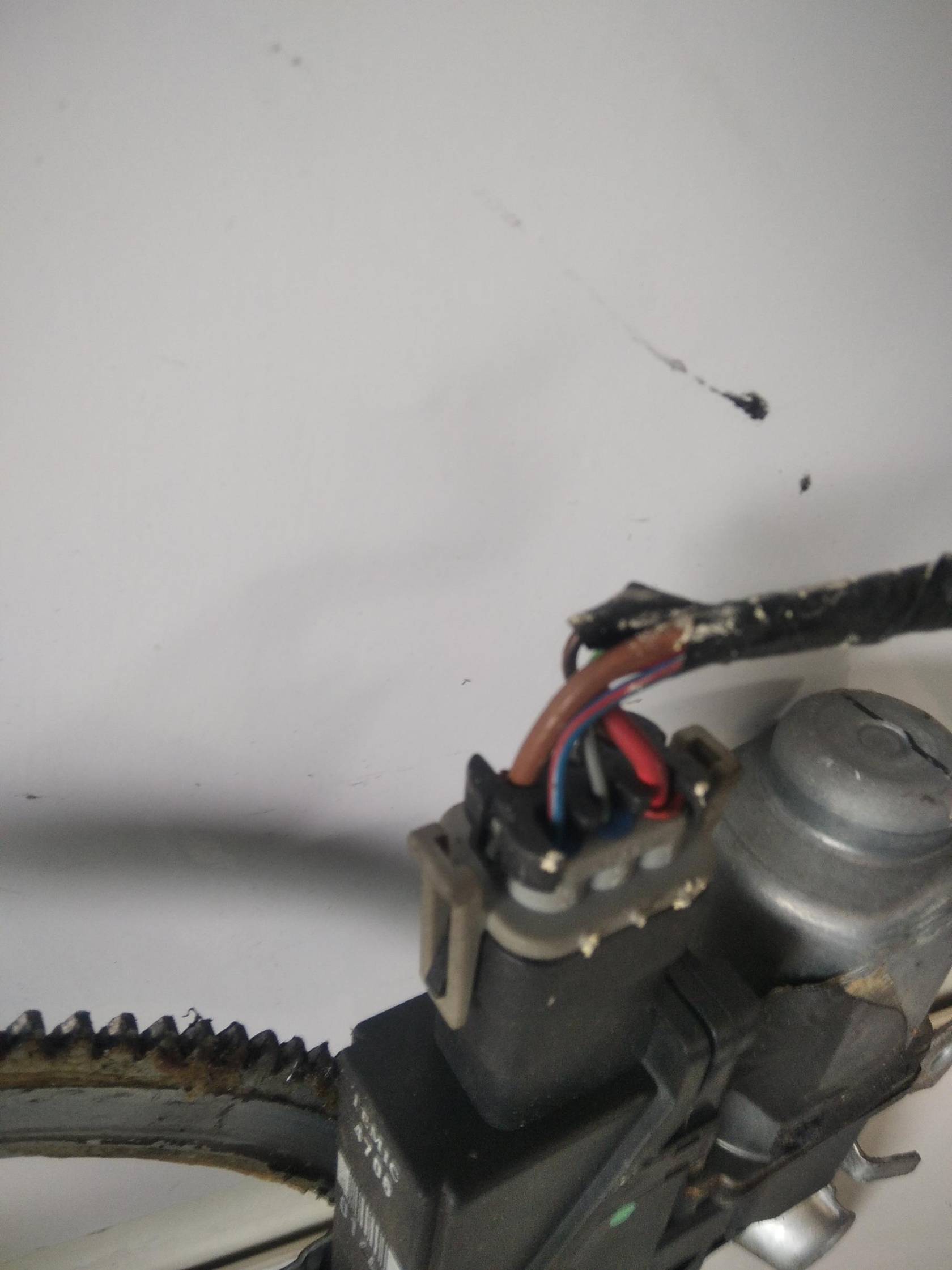 Alzacristallo porta ant. dx.